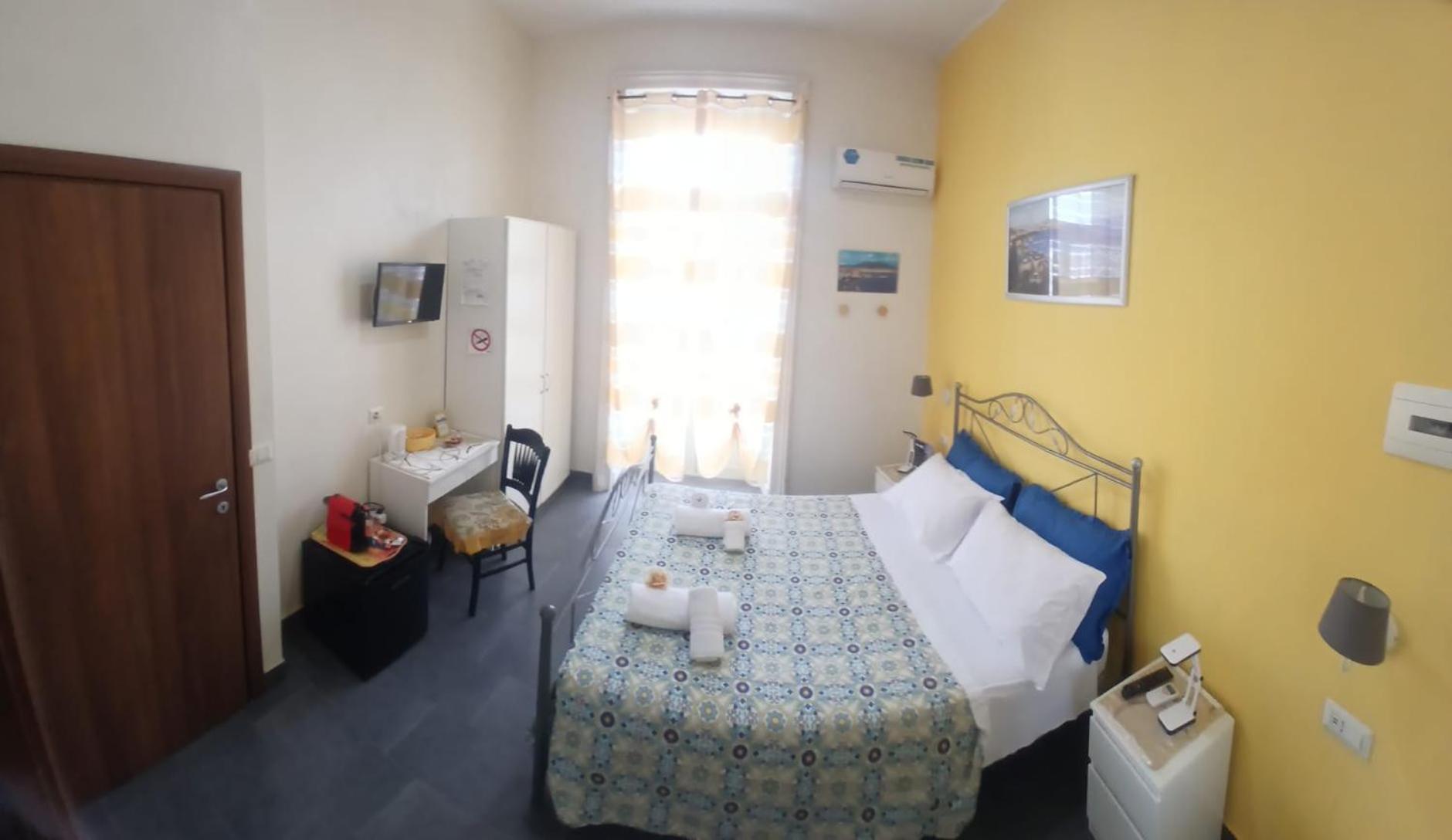 Ale Naples Holiday Экстерьер фото