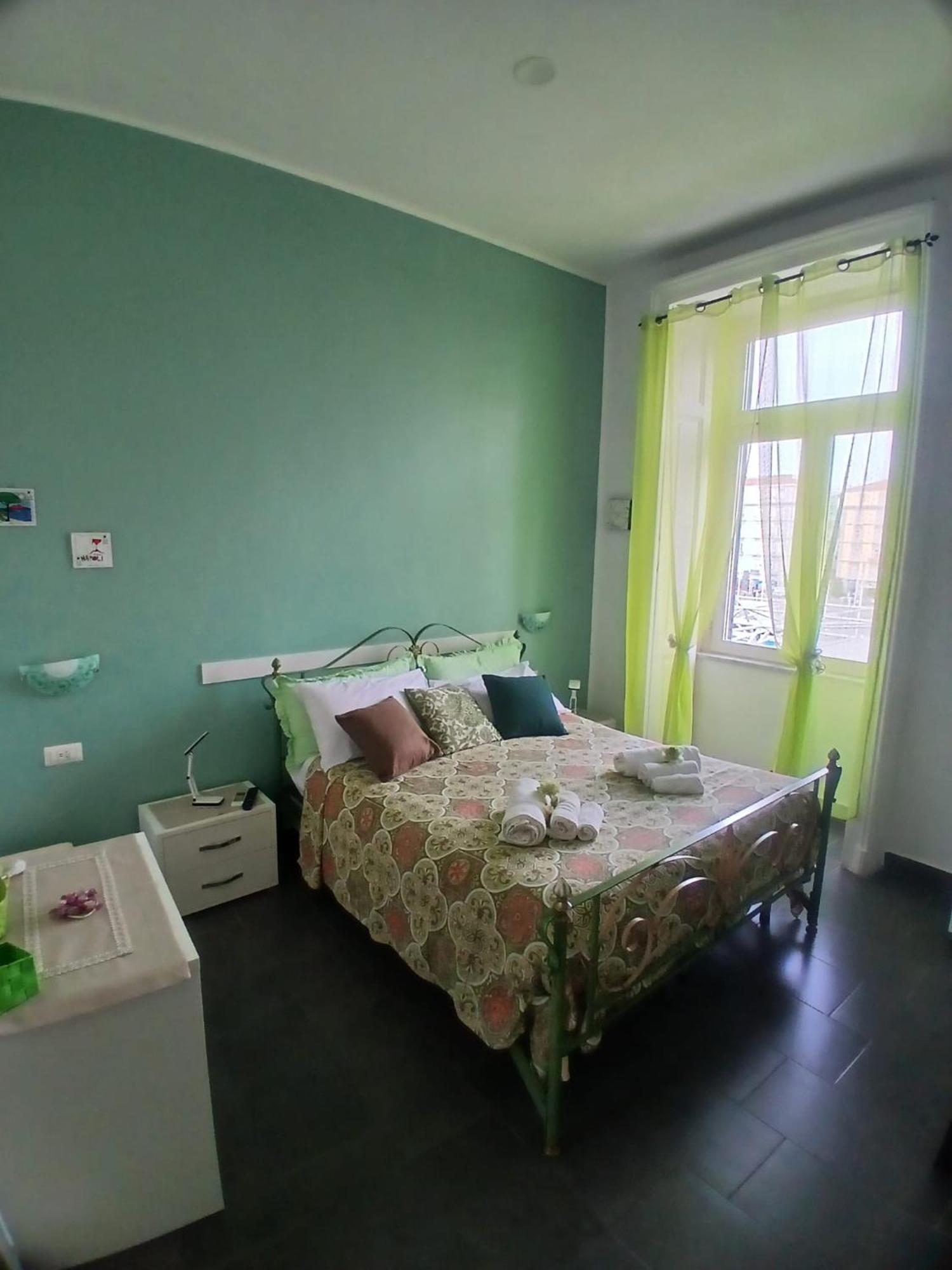 Ale Naples Holiday Экстерьер фото